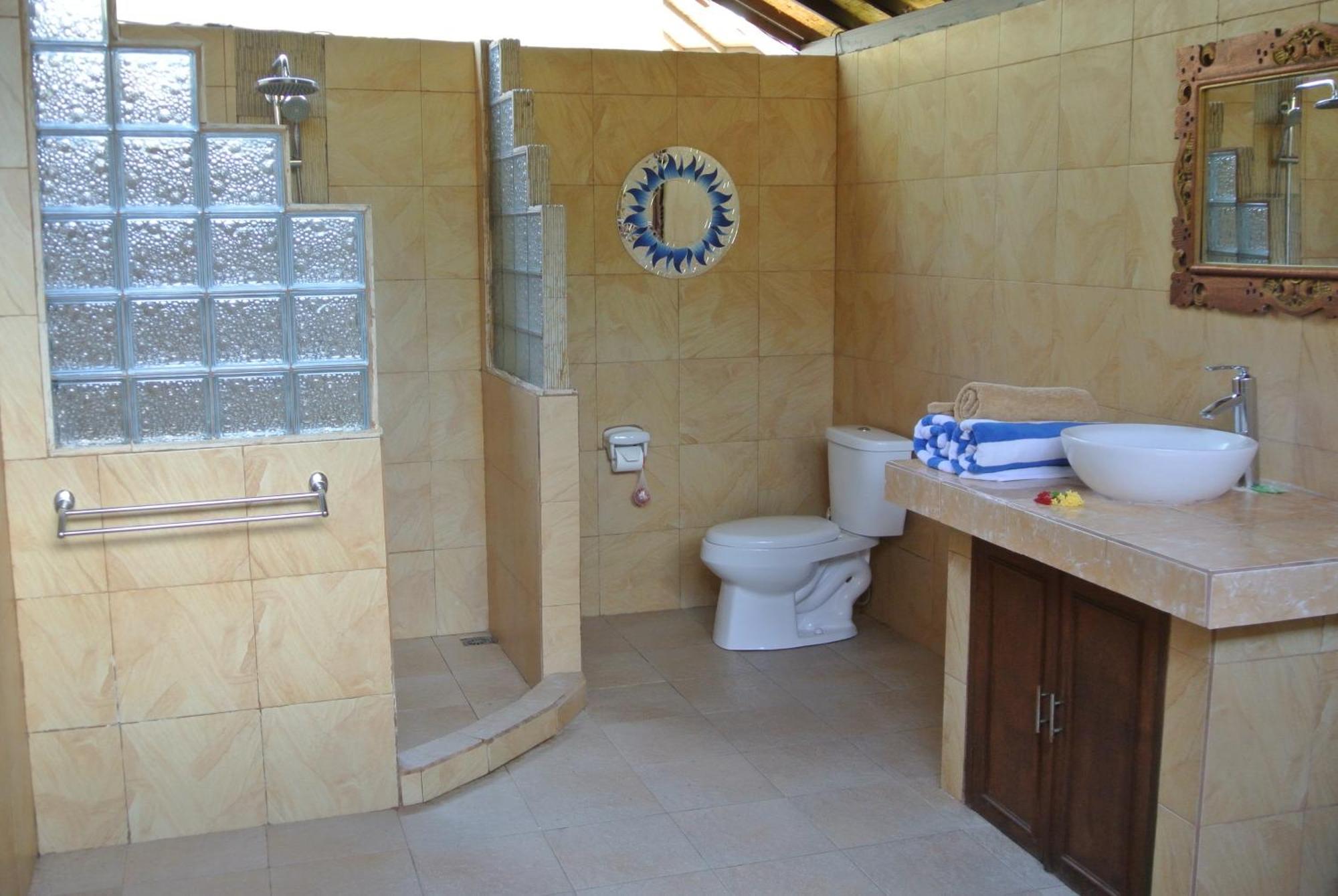 Kura Kura Villas Candidasa Rum bild